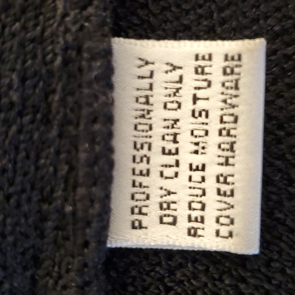 St. John Basics 2-Button Black Blazer in Classic Santana Knit, Size 8 - Picture 12 of 12